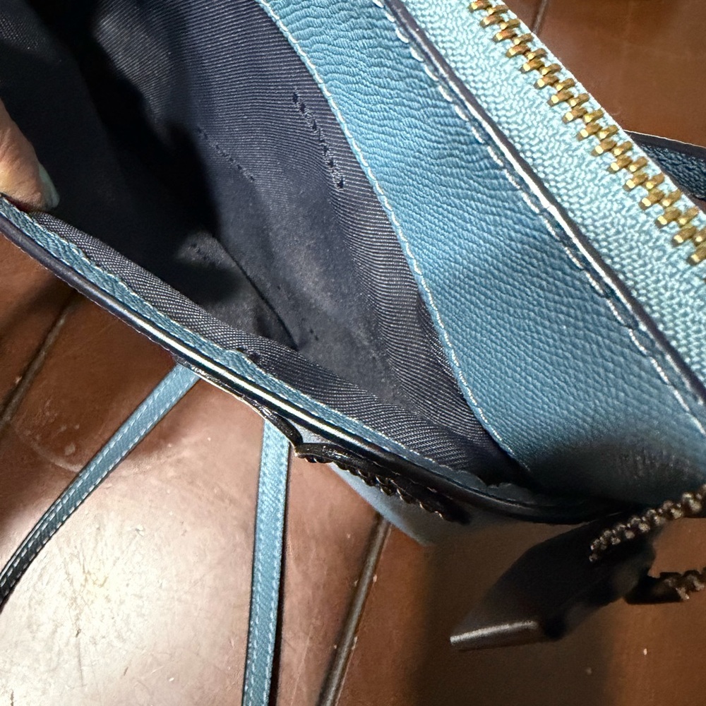 Coach Blue Rare gunmetal crossbody with Heart Appliqué - Picture 3 of 13